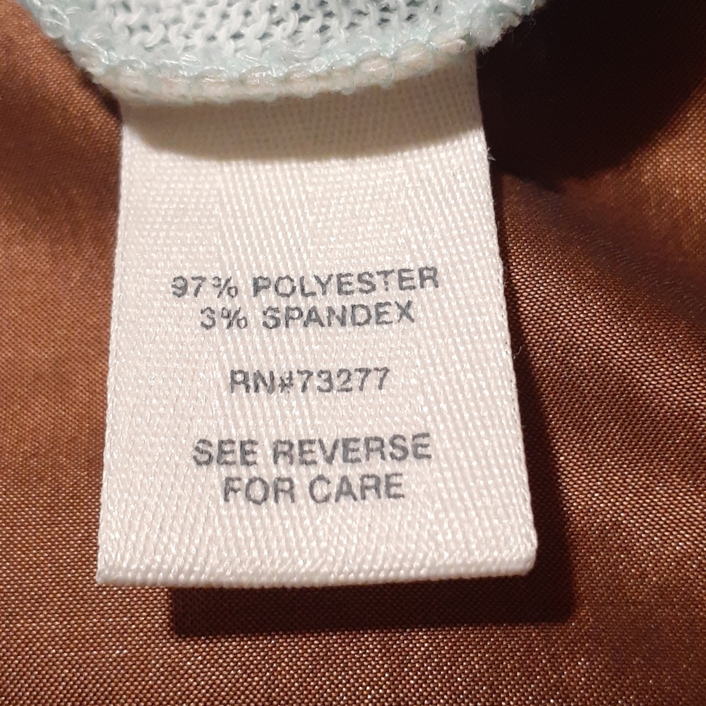Shirt - Picture 3 of 4